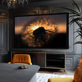 Dente de leão em contraluz com sol dourado ao entardecer e fundo escuro, quadro decorativo