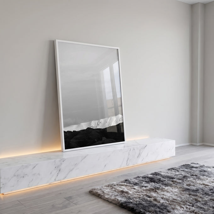 Quadro Decorativo Elegância Monocromática: Luxo Moderno em ambiente decorado - quadros decorativos para sala