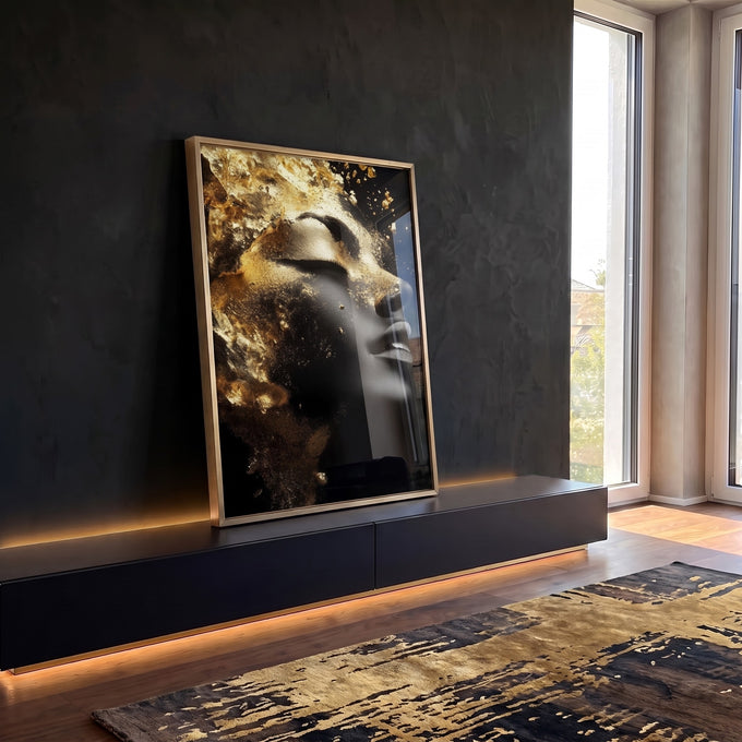 Quadro Decorativo Elegante Reflexão da Mulher Gold em ambiente decorado - quadros decorativos para sala