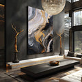 Arte abstrata efeito mármore em preto, cinza e branco com veios dourados fluidos, quadro decorativo