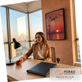 Corvos em silhueta numa árvore seca diante do pôr do sol vermelho refletido no mar, quadro decorativo