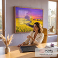 Quadro Decorativo Grande Campo com Árvore para Sala Amarelo | quadros decorativos | campo amarelo de flores com árvore roxa e céu de pôr do sol vibrante | em ambiente 2 | Porao dos Quadros