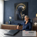 Quadro Decorativo Grande Nossa Senhora em Véu para Sala Azul | quadros decorativos | Nossa Senhora em perfil com véu azul bordado e halo dourado radiante | em ambiente 2 | Porao dos Quadros