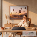 Quadro Decorativo Grande Balões a Capadócia para Sala | quadros decorativos | balões de ar quente coloridos sobre a Capadócia ao pôr do sol, com cavaleiro em silhueta | em ambiente 2 | Porao dos Quadros