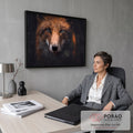 Quadro Decorativo Grande Raposa Animal Selvagem para Sala | quadros decorativos | retrato em close de raposa vermelha com olhos claros sobre fundo escuro | em ambiente 2 | Porao dos Quadros