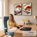 Quadro Decorativo Grande Árvore Vermelha Formatos para Sala | quadros decorativos | árvore com folhagem vermelha e dourada sobre sol branco, cercada de nuvens em relevo | em ambiente 2 | Porao dos Quadros