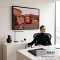 Quadro Decorativo Grande Colina para Sala Vermelho | quadros decorativos | vermelho com portas abertas em rua perto do | em ambiente 2 | Porao dos Quadros