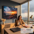Quadro Decorativo Grande Pôr do Sol Rio para Sala Laranja | quadros decorativos | banco de madeira em mirante com pôr do sol laranja sobre rio e nuvens de tempestade | em ambiente 2 | Porao dos Quadros