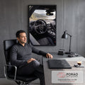 Interior de carro esportivo preto com volante e vista para lago, pinheiros e montanhas, quadro decorativo