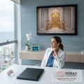Quadro Decorativo Grande Anjos Dourados Dourado para Sala | quadros decorativos | quatro anjos com túnicas douradas e asas brancas diante de um portão dourado ornamentado | em ambiente 2 | Porao dos Quadros