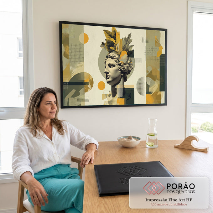 Quadro Decorativo Grande Busto Escultura para Sala Dourado | quadros decorativos | busto clássico em perfil com coroa de folhas douradas sobre fundo abstrato geométrico | em ambiente 2 | Porao dos Quadros