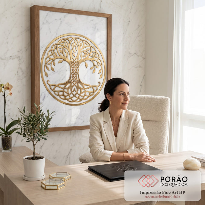 Quadro Decorativo Grande Árvore da Vida Celta para Sala | quadros decorativos | árvore da vida dourada com nó celta em círculo sobre mármore branco | em ambiente 2 | Porao dos Quadros