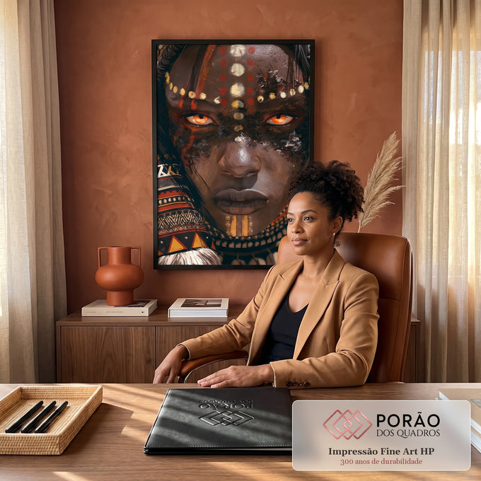 Quadro Decorativo Mulher Tribal com Pintura Facial e Olhos | quadros decorativos | retrato close-up de mulher com pintura facial tribal e olhos âmbar | em Quadros para Escritorio | Porao dos Quadros