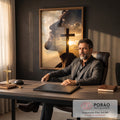 Quadro Decorativo Grande Cristo para Sala Dourado | quadros decorativos | perfil de homem com coroa de espinhos sobreposto a cruz e céu dourado ao entardecer | em ambiente 2 | Porao dos Quadros