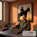 Silhueta de peão de chapéu montado a cavalo contra céu laranja de pôr do sol, quadro decorativo