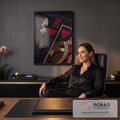 Quadro Decorativo Grande Carta Ás e Rei para Sala Preto | quadros decorativos | close-up de cartas de baralho pretas com ás dourado e rei vermelho | em ambiente 2 | Porao dos Quadros