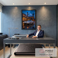 Quadro Decorativo Grande Corvette Prateado para Sala Azul | quadros decorativos | carro esportivo clássico prateado em rua molhada à noite com prédio industrial ao fundo | em ambiente 2 | Porao dos Quadros