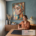 Rosto de mulher de olhos fechados em pintura a óleo com folha de ouro e azul petróleo, quadro decorativo