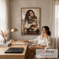 Quadro Decorativo Grande Mulher Dormindo Bege para Sala | quadros decorativos | mulher adormecida sobre pilha de livros antigos em tons pastéis | em ambiente 2 | Porao dos Quadros