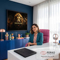 Leão rugindo de juba dourada com a palavra Disciplina em fundo preto com fumaça, quadro decorativo