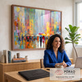 Quadro Decorativo Grande Rua Chuvosa para Sala Laranja | quadros decorativos | rua chuvosa com guarda-chuvas coloridos e prédios em pinceladas abstratas vibrantes | em ambiente 2 | Porao dos Quadros