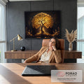 Quadro Decorativo Grande Árvore Dourada Contraste para Sala | quadros decorativos | árvore dourada brilhante com galhos entrelaçados sobre fundo preto profundo | em ambiente 2 | Porao dos Quadros