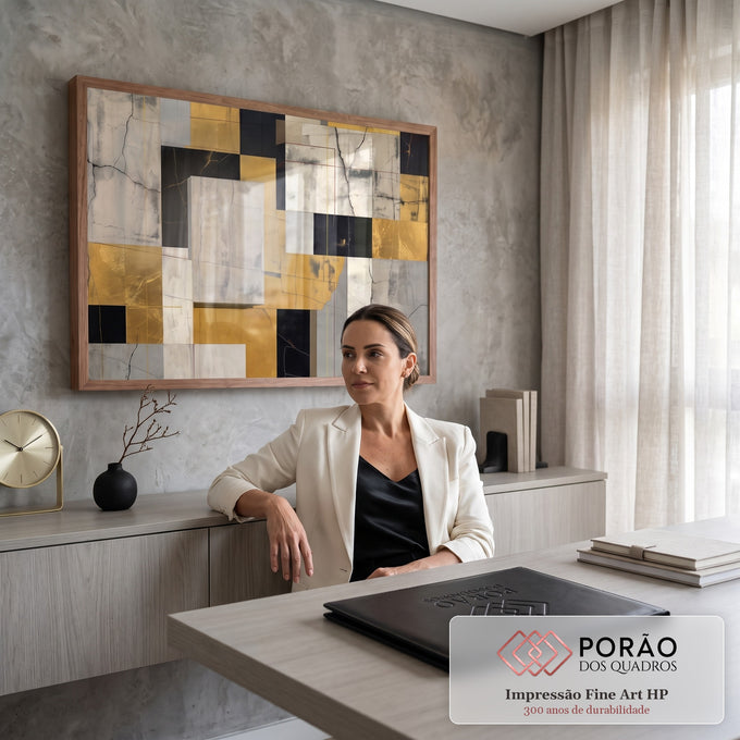 Quadro Decorativo Grande Abstrato Dourado para Sala Dourado | quadros decorativos | composição abstrata geométrica em dourado, preto e bege com textura rachada | em ambiente 2 | Porao dos Quadros