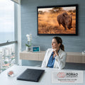 Rinoceronte avançando entre poeira dourada na savana africana, com leão ao fundo e acácias, quadro decorativo