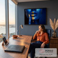 Quadro Decorativo Grande Rosto e Lábios para Sala Azul | quadros decorativos | rosto azul metálico com lábios dourados escorrendo e dedo com unha dourada tocando a boca | em ambiente 2 | Porao dos Quadros