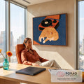 Gato laranja dormindo ao lado de vitrola retrô com disco de vinil sobre fundo azul, quadro decorativo