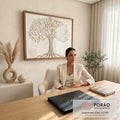 Quadro Decorativo Grande Árvore em Relevo para Sala Bege | quadros decorativos | árvore em relevo texturizado com folhas bege e creme sobre fundo claro | em ambiente 2 | Porao dos Quadros