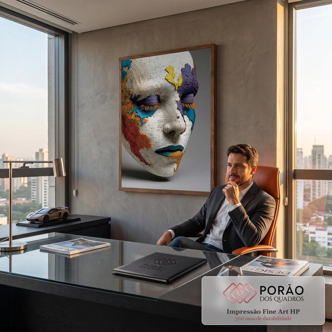 Quadro Decorativo Grande Rosto em Mapas para Sala Branco | quadros decorativos | rosto esculpido em mapas antigos com cílios laranja e lábios coloridos | em ambiente 2 | Porao dos Quadros