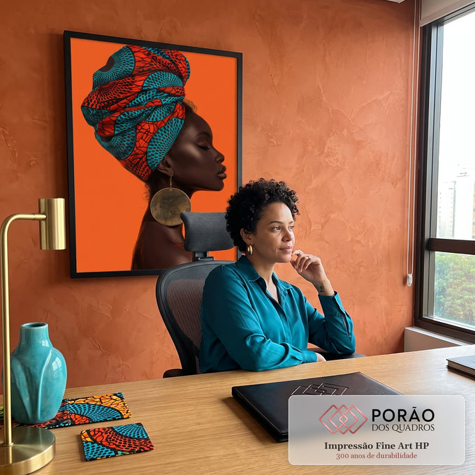 Quadro Decorativo Mulher Africana de Turbante Estampado | quadros decorativos | mulher negra de perfil com turbante estampado vermelho e azul sobre fundo laranja | em Quadros para Escritorio | Porao dos Quadros