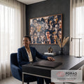 Quadro Decorativo Grande Multidão de Rostos Preto para Sala | quadros decorativos | multidão de rostos humanos pintados em estilo expressionista com tons azuis e pretos | em ambiente 2 | Porao dos Quadros