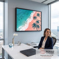 Quadro Decorativo Grande Praia Tropical Azul para Sala | quadros decorativos | vista aérea de praia com mar turquesa, ondas e silhuetas de coqueiros sobre areia rosa | em ambiente 2 | Porao dos Quadros