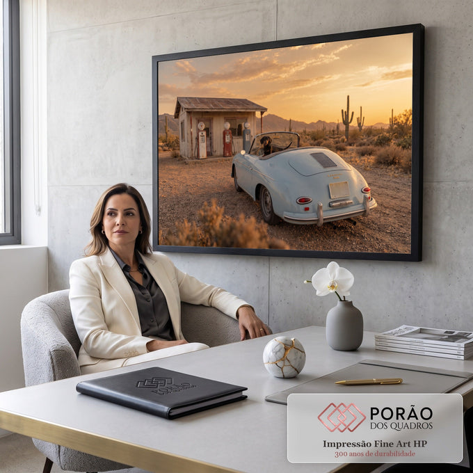 Quadro Decorativo Grande Carro Antigo para Sala Laranja | quadros decorativos | carro conversível vintage azul com cachorro dachshund no deserto ao pôr do sol | em ambiente 2 | Porao dos Quadros