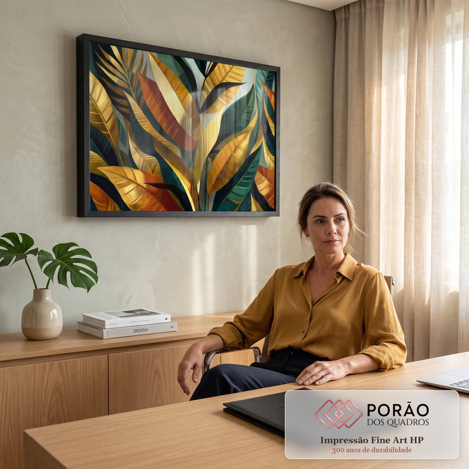 Folhas tropicais estilizadas em dourado, verde-escuro e terracota com nervuras marcadas, quadro decorativo