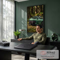 Pantera negra caminhando ao lado de carro esportivo verde em floresta de sequoias, quadro decorativo