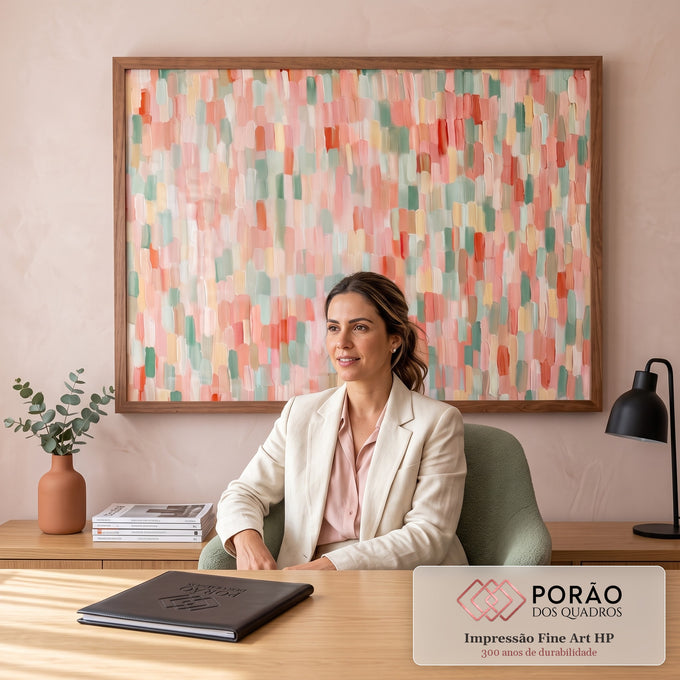 Quadro Decorativo Grande Abstrato em Pinceladas para Sala | quadros decorativos | pinceladas abstratas em rosa, coral e verde-sálvia com textura densa | em ambiente 2 | Porao dos Quadros