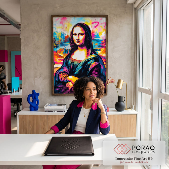 Mona Lisa pintada em grafite neon rosa, azul e amarelo com respingos de tinta, quadro decorativo