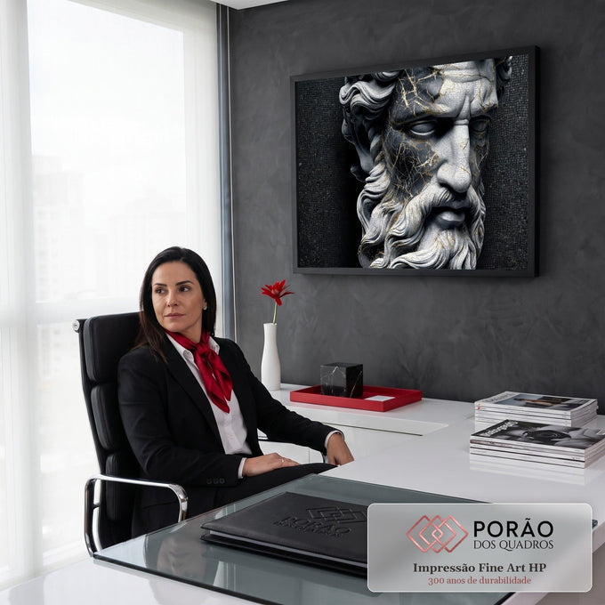 Busto de deus grego barbudo em mosaico com rachaduras douradas kintsugi e fundo preto, quadro decorativo