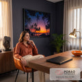Quadro Decorativo Grande Pôr do Sol Coqueiros para Sala | quadros decorativos | silhuetas de coqueiros contra pôr do sol colorido sobre o mar e montanhas | em ambiente 2 | Porao dos Quadros