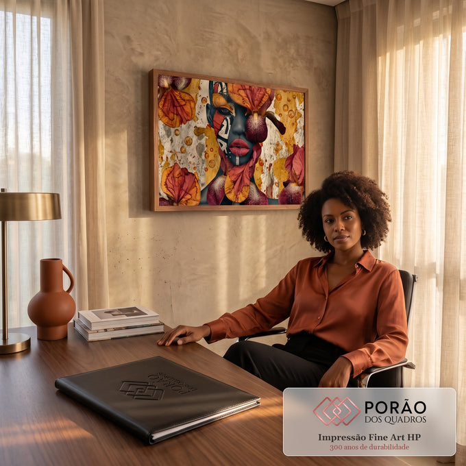 Rosto de mulher negra com pintura tribal, flores íris costuradas e bolhas em fundo dourado, quadro decorativo