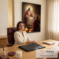 Quadro Decorativo Grande Jesus Cristo Auréola para Sala | quadros decorativos | Jesus Cristo sentado com auréola dourada abençoando homem ajoelhado em oração | em ambiente 2 | Porao dos Quadros