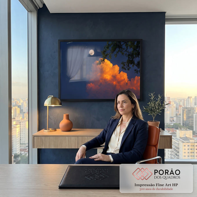 Quadro Decorativo Grande Lua Cheia e Nuvem para Sala Azul | quadros decorativos | lua cheia branca ao lado de nuvem alaranjada com galhos verdes em céu noturno azul | em ambiente 2 | Porao dos Quadros