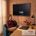 Quadro Decorativo Grande Figuras em Fila para Sala Preto | quadros decorativos | fileira de figuras brancas e uma vermelha em barco sobre água escura | em ambiente 2 | Porao dos Quadros