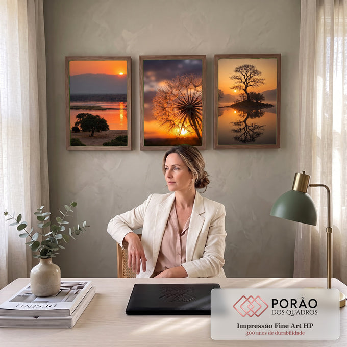 Quadro Decorativo Kit 3 Telas Pôr do Sol Natureza para Sala | quadros decorativos | tríptico de pôr do sol com lago, dente-de-leão e árvore refletida em tons laranja | em ambiente 2 | Porao dos Quadros