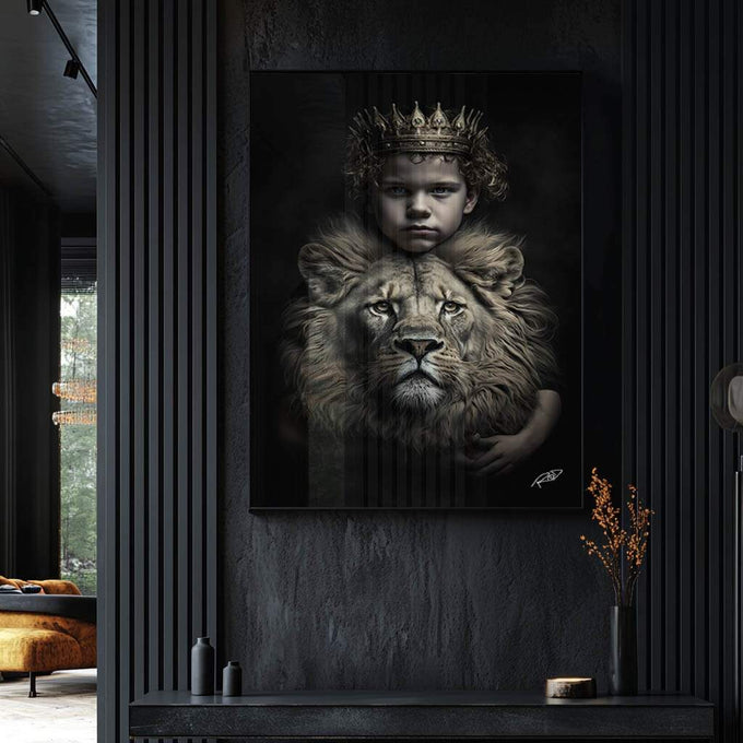 Quadro Decorativo Premium Boy Crown com Leão - Elevando sua Decoração - quadros decorativos para sala 1 Tela Vertical, 3 Telas - em ambiente decorado
