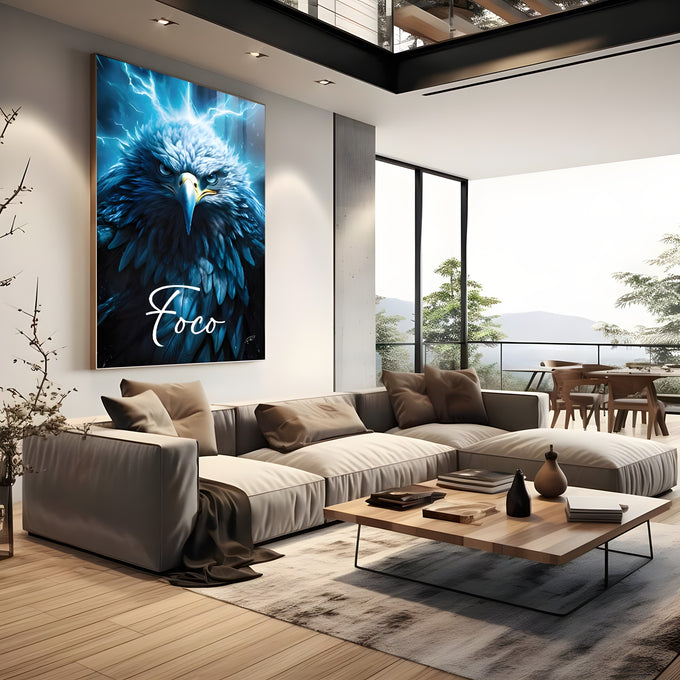 Águia azul de olhar intenso entre raios elétricos com a frase Foco em branco, quadro decorativo
