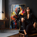 Homem Aranha metade preto simbionte com respingos de tinta vermelha, amarela e azul, quadro decorativo